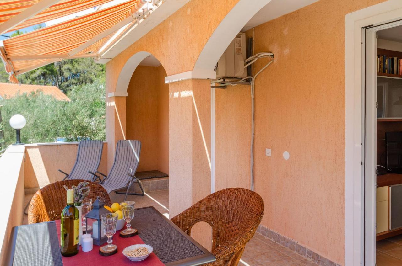 Apartment Tanja Вела Лука Екстериор снимка